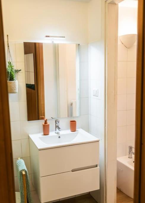 Apartment Fee4me Elegant Navigli